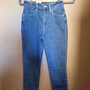 Levi's Womens 721 High Rise Skinny Jeans NWT